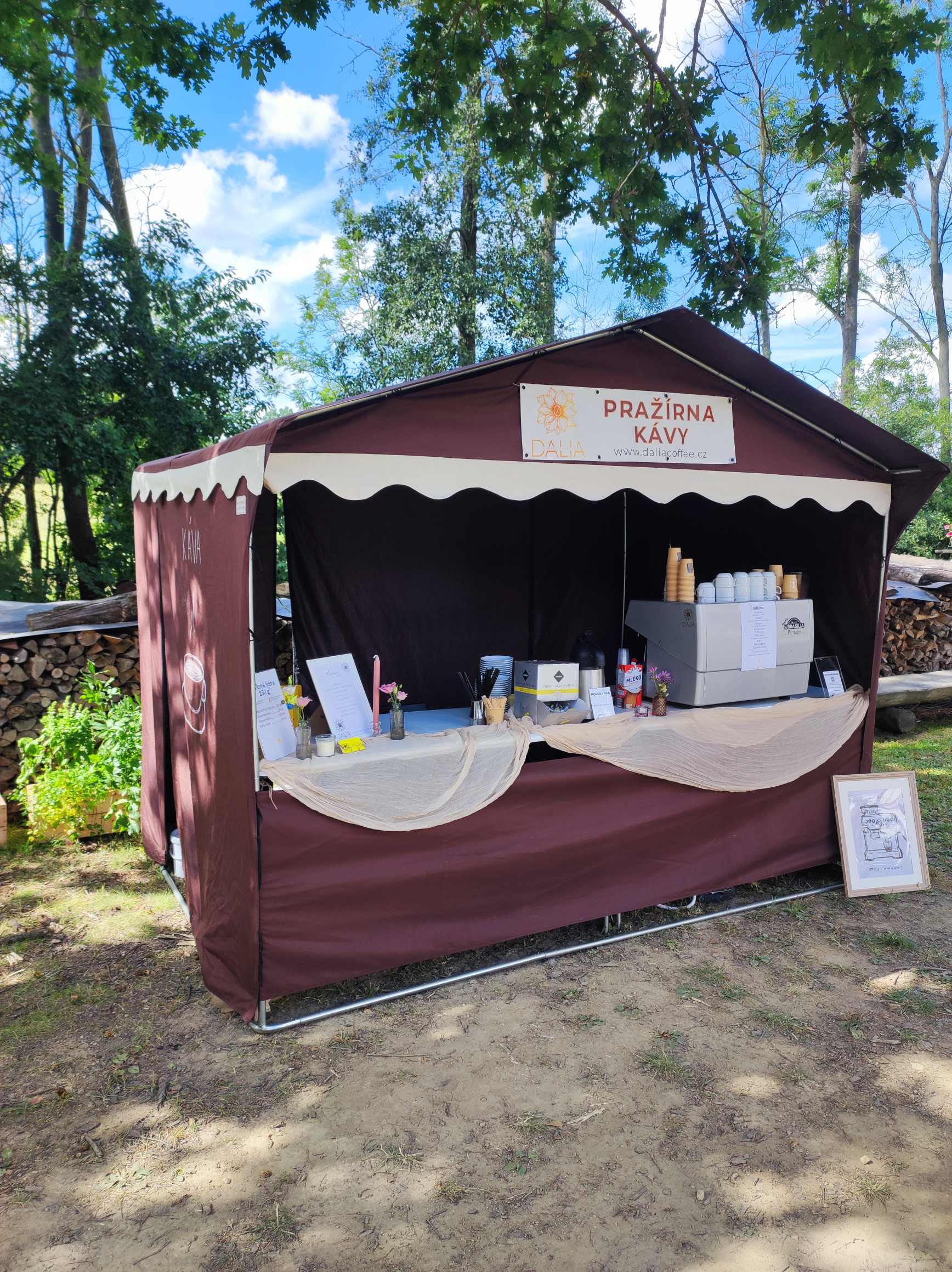 Dalia Coffee catering